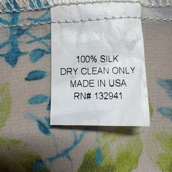AMANDA UPRICHARD 100% Silk Floral Topper / Kimono / Cardigan MADE IN USA Sz S - Picture 7 of 8